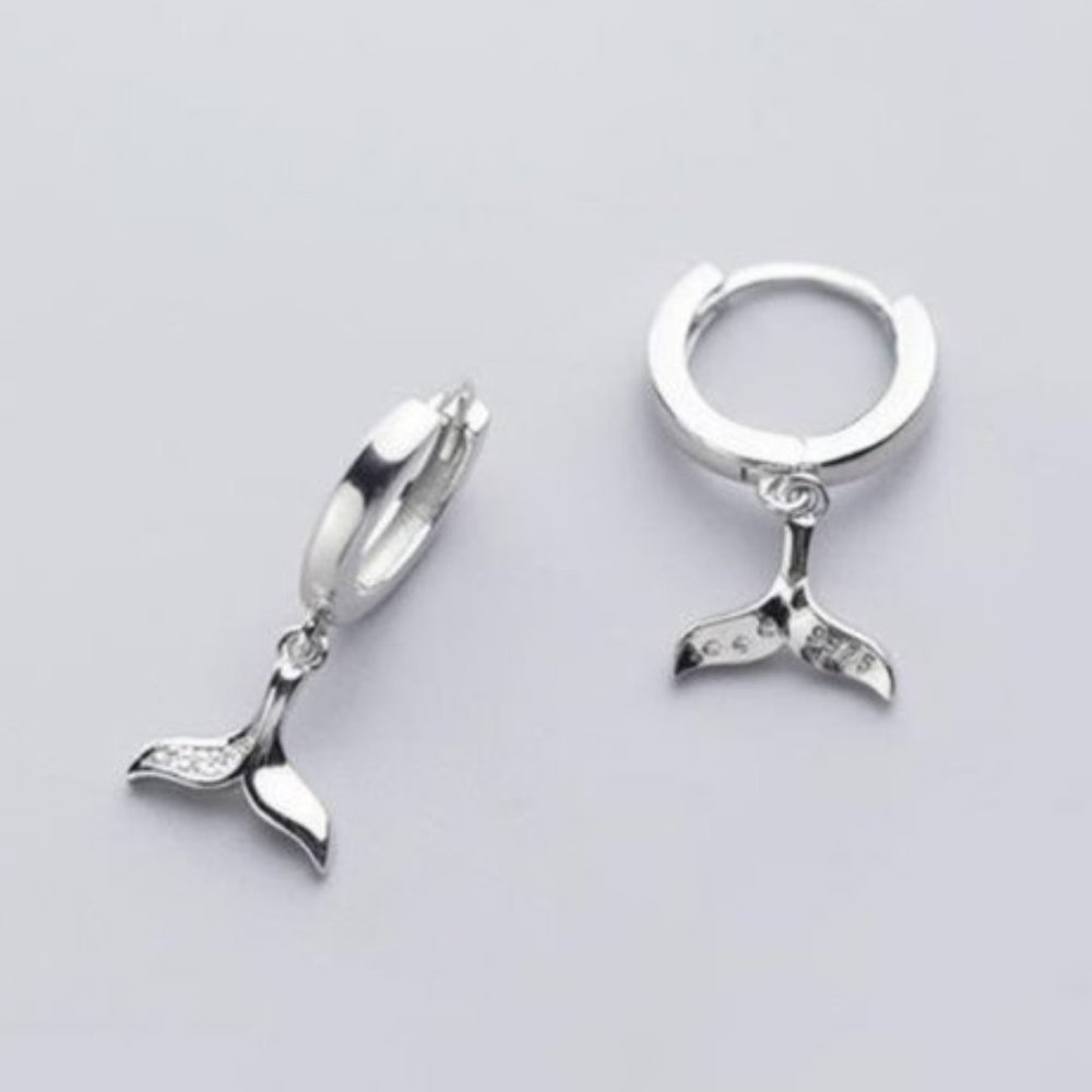 NEW 925 Sterling Silver Mermaid Tail Hoop Earrings